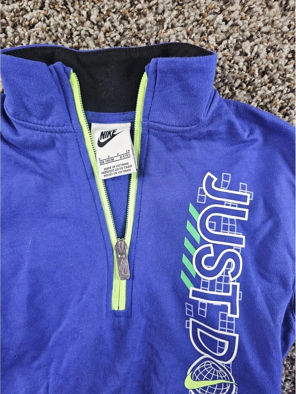Nike Boys Sz S Digital Escape Half Zip Pullover in lapis blue Neon Green